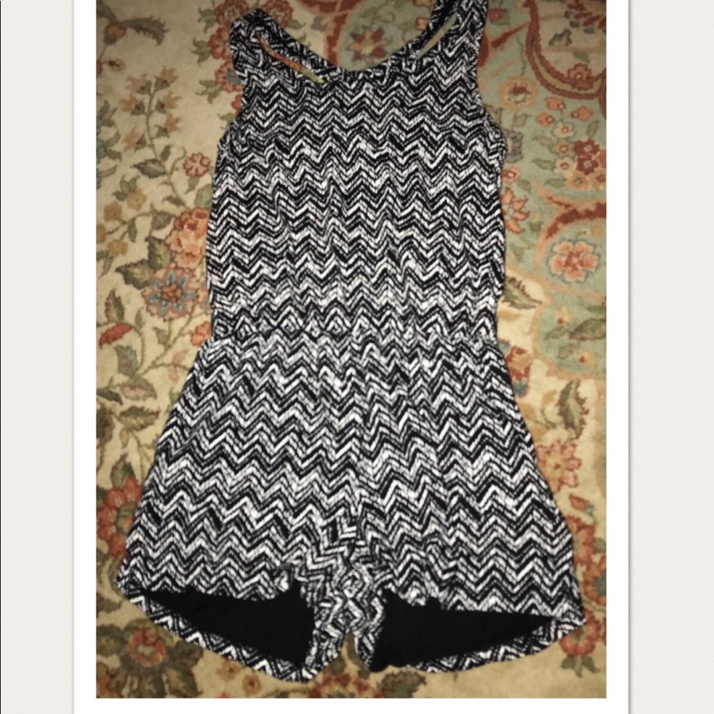Girls Old Navy romper